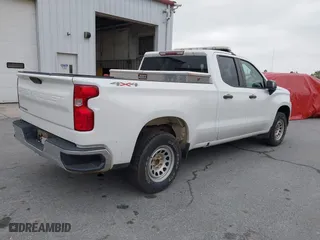 2019 Chevrolet Silverado 1500 Work Truck with VIN 1GCRYAEH8KZ276297, listed as a IAAI auction lot 41927421 with 150,783 mi miles. Bid and sale history available at carsss.com. Image 4.
