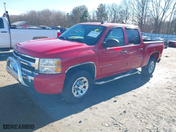 2007 Chevrolet Silverado 1500 LT w/1LT with VIN 2GCEC13C671575887, listed as a IAAI auction lot 41447510 with 195,650 mi miles. Bid and sale history available at carsss.com. Image 2.