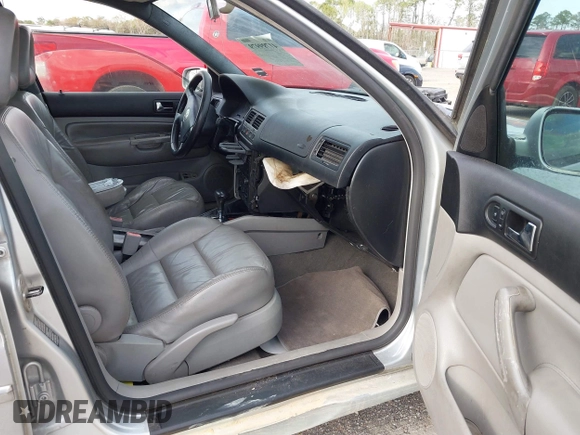 2004 Volkswagen Jetta GLS с VIN 3VWSR69M94M069888, выставлен на аукционе IAAI как лот 41799979 с пробегом 326 404 миль миль и . История ставок и продаж доступна на DreamBid. Изображение 5.
