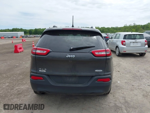 2017 Jeep Cherokee Latitude with VIN 1C4PJMCBXHW515628, listed as a IAAI auction lot 42295318 with 88,923 mi miles and . Bid and sale history available at DreamBid. Image 17.