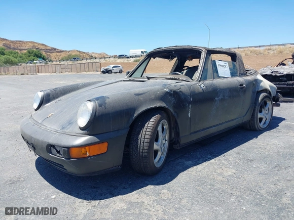 1988 Porsche 911 Carrera with VIN WP0EB0917JS161351, listed as a IAAI auction lot 39908257 with 1 mi miles. Bid and sale history available at carsss.com. Image 2.