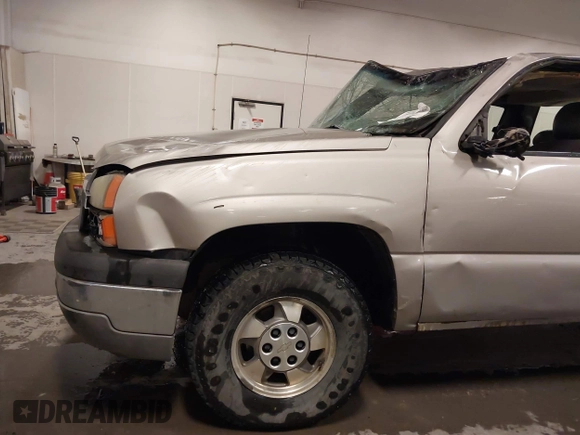 2004 Chevrolet Silverado 1500 with VIN 1GCEK19T74E385021, listed as a IAAI auction lot 41352639 with 152,734 mi miles and . Bid and sale history available at DreamBid. Image 6.
