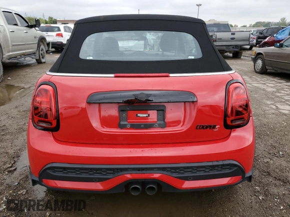 2023 MINI Convertible Cooper S с VIN WMW43DL07P3P47046, выставлен на аукционе Copart как лот 71647614 с пробегом 10 498 миль миль и Списание • Salvage title. История ставок и продаж доступна на DreamBid. Изображение 6.