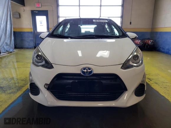 2016 Toyota Prius One with VIN JTDKDTB31G1125146, listed as a Copart auction lot 51676605 with 77,122 mi miles and Clean Title. Bid and sale history available at DreamBid. Image 5.