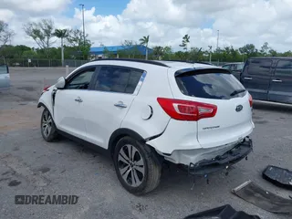2011 Kia Sportage EX with VIN KNDPC3A26B7161079, listed as a IAAI auction lot 41954957 with Not Provided miles. Bid and sale history available at carsss.com. Image 3.