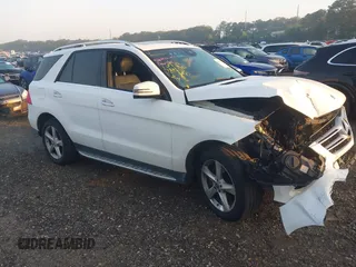2018 Mercedes-Benz GLE 350 with VIN 4JGDA5HB3JB159999, listed as a IAAI auction lot 42642708 with 135,978 mi miles and . Bid and sale history available at DreamBid. Image 1.
