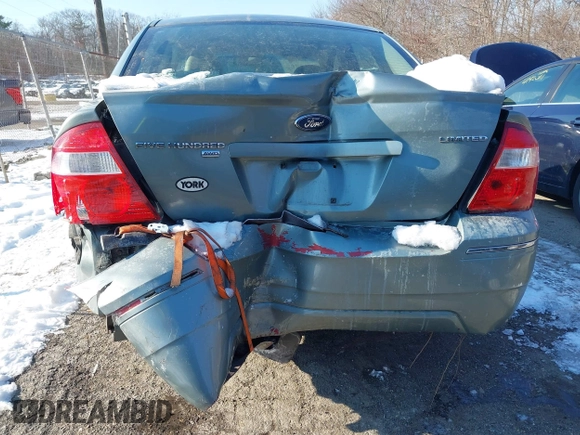 2006 Ford Five Hundred Limited with VIN 1FAHP281X6G159959, listed as a IAAI auction lot 41410464 with 156,724 mi miles. Bid and sale history available at carsss.com. Image 6.