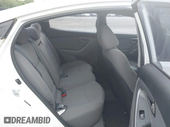 2016 Hyundai Elantra SE z VIN 5NPDH4AE0GH688736, wystawiony jako IAAI lot #42390551 z przebiegiem 225 366 mil mil oraz . Historia ofert i sprzedaży dostępna na DreamBid. Obrazek 8.