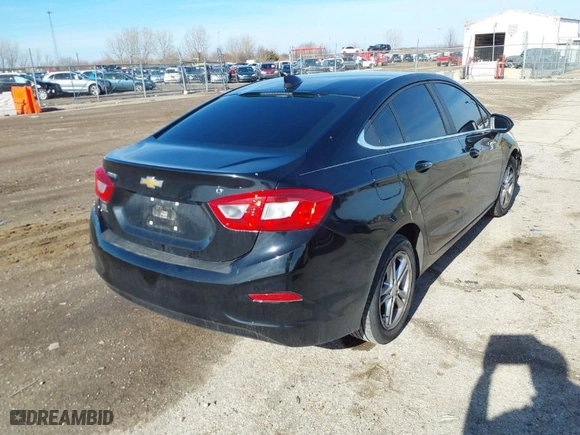 2017 Chevrolet Cruze LT with VIN 1G1BE5SM5H7235948, listed as a IAAI auction lot 41493268 with NaN miles. Bid and sale history available at carsss.com. Image 4.