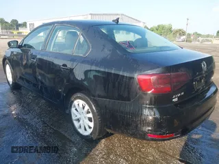 2015 Volkswagen Jetta SE with VIN 3VWD17AJ9FM342127, listed as a IAAI auction lot 42462511 with 152,774 mi miles and . Bid and sale history available at DreamBid. Image 3.