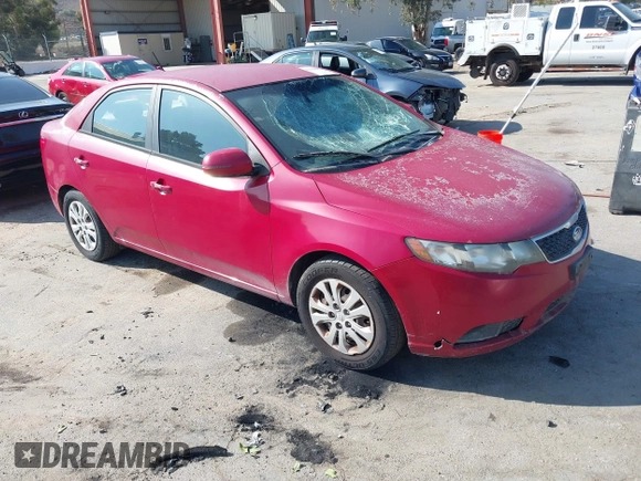 2013 Kia Forte EX with VIN KNAFU4A20D5719065, listed as a IAAI auction lot 42130847 with 170,878 mi miles. Bid and sale history available at carsss.com. Image 1.