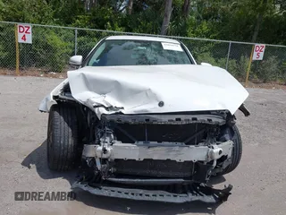 2017 Mercedes-Benz C 300 с VIN 55SWF4JB4HU206451, выставлен на аукционе IAAI как лот 42094778 с пробегом 76 046 миль миль и . История ставок и продаж доступна на DreamBid. Изображение 13.