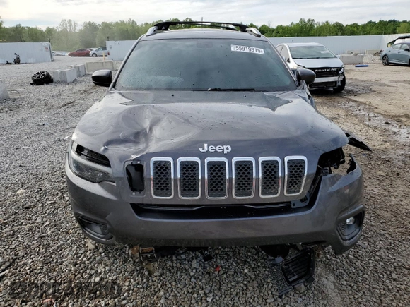 2019 Jeep Cherokee Latitude Plus с VIN 1C4PJLLB0KD265314, выставлен на аукционе Copart как лот 55919315 с пробегом 63 989 миль миль и На запчасти • Non repairable. История ставок и продаж доступна на DreamBid. Изображение 5.