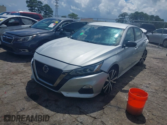 2021 Nissan Altima 2.5 SR with VIN 1N4BL4CV7MN333258, listed as a IAAI auction lot 39891542 with 91,326 mi miles. Bid and sale history available at carsss.com. Image 17.
