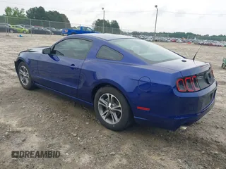 2014 Ford Mustang V6 with VIN 1ZVBP8AM4E5282543, listed as a IAAI auction lot 42367520 with 208,641 mi miles and . Bid and sale history available at DreamBid. Image 3.