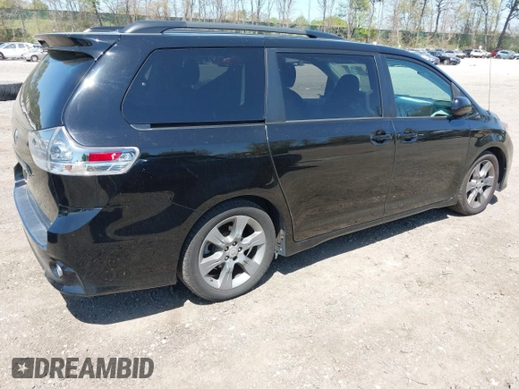 2012 Toyota Sienna SE with VIN 5TDXK3DC7CS262033, listed as a IAAI auction lot 42135817 with 134,546 mi miles and . Bid and sale history available at DreamBid. Image 4.