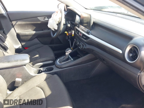 2021 Kia Forte LXS with VIN 3KPF24AD5ME309702, listed as a IAAI auction lot 41992202 with 69,531 mi miles and . Bid and sale history available at DreamBid. Image 5.