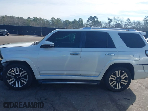 2014 Toyota 4Runner SR5 with VIN JTEZU5JR7E5078562, listed as a IAAI auction lot 41633470 with 274,757 mi miles and . Bid and sale history available at DreamBid. Image 14.