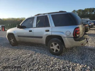 2005 Chevrolet TrailBlazer LS with VIN 1GNDS13S452277929, listed as a Copart auction lot 50560115 with 243,205 mi miles and Salvage Title. Bid and sale history available at carsss.com. Image 2.