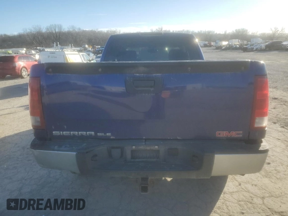 2011 GMC Sierra 1500 SLE z VIN 1GTR2VE37BZ240632, wystawiony jako Copart lot #85552544 z przebiegiem 315 062 mil mil oraz Szkoda całkowita • Salvage title. Historia ofert i sprzedaży dostępna na DreamBid. Obrazek 6.