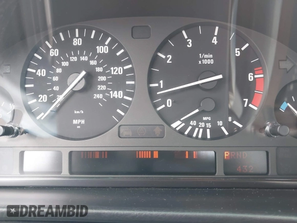2001 BMW 7 Series 740i with VIN WBAGG834X1DN87354, listed as a IAAI auction lot 42749277 with Not provided miles and . Bid and sale history available at DreamBid. Image 7.