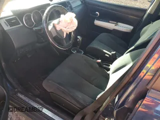 2010 Nissan Versa S с VIN 3N1BC1AP2AL422909, выставлен на аукционе Copart как лот 38984804 с пробегом Не указан миль и Списание • Salvage title. История ставок и продаж доступна на DreamBid. Изображение 7.