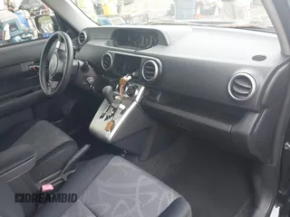 2012 Scion xB z VIN JTLZE4FE6CJ017939, wystawiony jako IAAI lot #42285977 z przebiegiem 107 244 mil mil oraz . Historia ofert i sprzedaży dostępna na DreamBid. Obrazek 5.