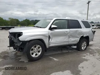 2014 Toyota 4Runner SR5 z VIN JTEZU5JRXE5073288, wystawiony jako Copart lot #58472765 z przebiegiem 81 447 mil mil oraz Szkoda całkowita • Salvage title. Historia ofert i sprzedaży dostępna na DreamBid. Obrazek 1.