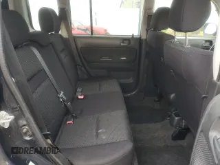 2004 Scion xB z VIN JTLKT334440149053, wystawiony jako Copart lot #80828974 z przebiegiem 216 161 mil mil oraz Nie do naprawy • Non repairable. Historia ofert i sprzedaży dostępna na DreamBid. Obrazek 10.
