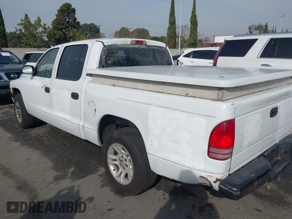 2000 Dodge Dakota Sport with VIN 1B7GL2AN8YS654014, listed as a IAAI auction lot 41470554 with 181,931 mi miles. Bid and sale history available at carsss.com. Image 14.