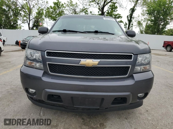 2011 Chevrolet Avalanche LT z VIN 3GNTKFE33BG214581, wystawiony jako Copart lot #55279435 z przebiegiem 182 711 mil mil oraz Szkoda całkowita • Salvage title. Historia ofert i sprzedaży dostępna na DreamBid. Obrazek 5.