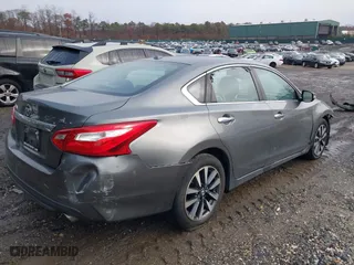 2017 Nissan Altima 2.5 SR with VIN 1N4AL3AP7HC254930, listed as a IAAI auction lot 38127464 with 85,875 mi miles. Bid and sale history available at carsss.com. Image 4.
