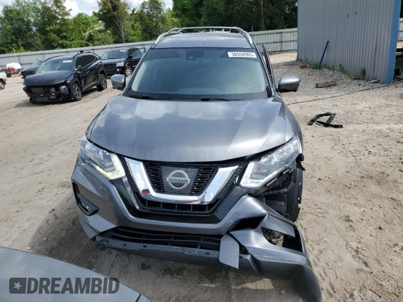 2017 Nissan Rogue S z VIN JN8AT2MT2HW404698, wystawiony jako Copart lot #58554905 z przebiegiem 146 650 mil mil oraz Szkoda całkowita • Salvage title. Historia ofert i sprzedaży dostępna na DreamBid. Obrazek 5.