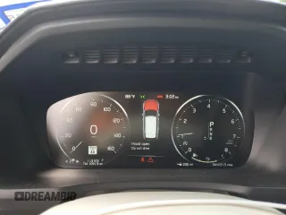 2019 Volvo XC90 Inscription z VIN YV4A22PL3K1506121, wystawiony jako Copart lot #56918545 z przebiegiem 113 103 mil mil oraz Szkody całkowita. Historia ofert i sprzedaży dostępna na DreamBid. Obrazek 9.