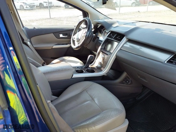 2014 Ford Edge SEL with VIN 2FMDK3JCXEBB45232, listed as a IAAI auction lot 41785708 with 135,988 mi miles. Bid and sale history available at carsss.com. Image 5.