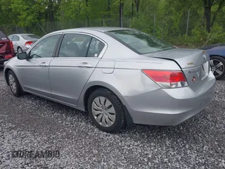 2008 Honda Accord LX z VIN 1HGCP26398A082999, wystawiony jako IAAI lot #42334731 z przebiegiem 207 955 mil mil oraz . Historia ofert i sprzedaży dostępna na DreamBid. Obrazek 3.
