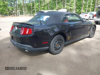 2012 Ford Mustang V6 with VIN 1ZVBP8EM4C5203282, listed as a IAAI auction lot 42133833 with 87,244 mi miles and . Bid and sale history available at DreamBid. Image 4.