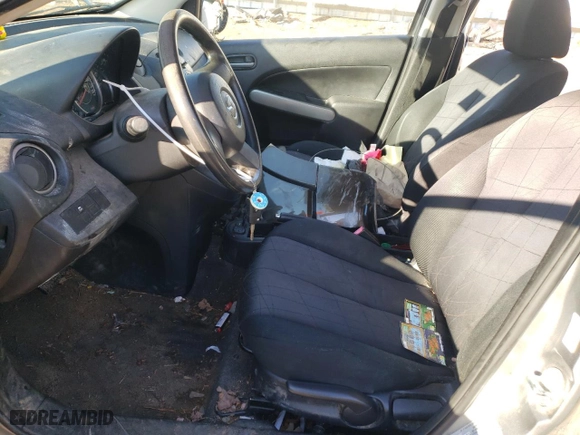2013 Mazda Mazda2 Sport with VIN JM1DE1KZ7D0170754, listed as a Copart auction lot 88623875 with 136,328 mi miles and Salvage Title. Bid and sale history available at carsss.com. Image 7.