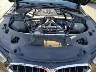 2020 BMW M8 z VIN WBSAE0C07LCD67008, wystawiony jako Copart lot #75783143 z przebiegiem 14 697 mil mil oraz . Historia ofert i sprzedaży dostępna na DreamBid. Obrazek 11.