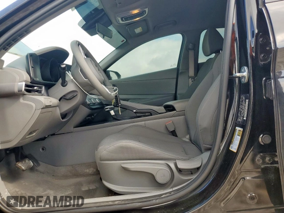 2023 Hyundai Elantra SE с VIN KMHLL4AG1PU612620, выставлен на аукционе Copart как лот 58023655 с пробегом 30 776 миль миль и Списание • Salvage title. История ставок и продаж доступна на DreamBid. Изображение 7.