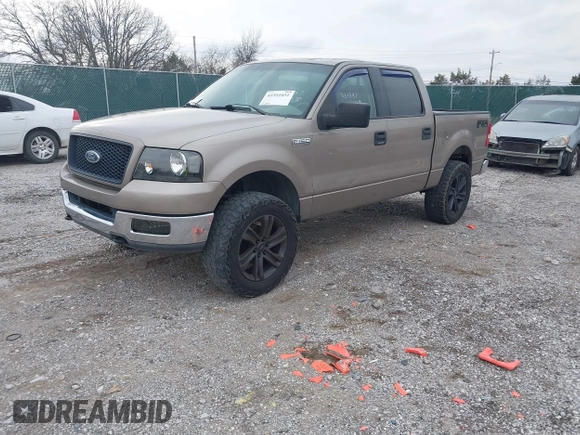 2004 Ford F-150 XLT with VIN 1FTRW14W14KB84997, listed as a IAAI auction lot 41551031 with 274,894 mi miles. Bid and sale history available at carsss.com. Image 2.
