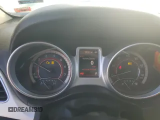 2014 Dodge Journey SXT with VIN 3C4PDCBGXET149847, listed as a Copart auction lot 45884035 with 131,121 mi miles and Salvage Title. Bid and sale history available at carsss.com. Image 9.