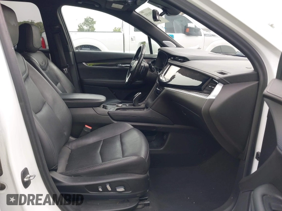 2020 Cadillac XT6 AWD Sport with VIN 1GYKPGRS3LZ109757, listed as a IAAI auction lot 42591551 with 147,241 mi miles and . Bid and sale history available at DreamBid. Image 5.