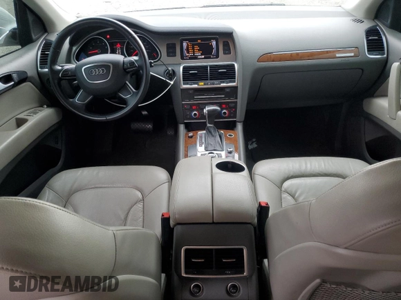 2015 Audi Q7 Premium z VIN WA1CGAFE5FD008236, wystawiony jako Copart lot #52850365 z przebiegiem 127 490 mil mil oraz Szkoda całkowita • Salvage title. Historia ofert i sprzedaży dostępna na DreamBid. Obrazek 8.
