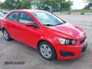 2016 Chevrolet Sonic LS с VIN 1G1JA5SH6G4111780, выставлен на аукционе IAAI как лот 42609857 с пробегом 72 401 миль миль и . История ставок и продаж доступна на DreamBid. Изображение 1.