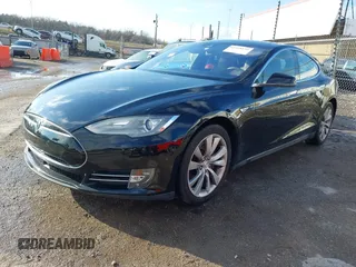 2016 Tesla Model S 70 with VIN 5YJSA1E11GF124965, listed as a IAAI auction lot 41458132 with Not provided miles and . Bid and sale history available at DreamBid. Image 2.