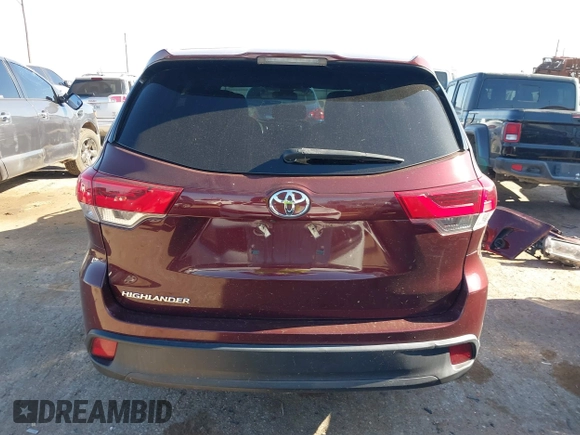 2018 Toyota Highlander LE with VIN 5TDZARFH0JS036002, listed as a IAAI auction lot 42281311 with 106,714 mi miles and . Bid and sale history available at DreamBid. Image 17.