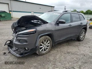 2018 Jeep Cherokee Latitude Tech Connect with VIN 1C4PJMCX8JD588624, listed as a Copart auction lot 59873355 with 108,896 mi miles and Salvage title. Bid and sale history available at DreamBid. Image 1.