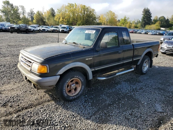1996 Ford Ranger XLT with VIN 1FTCR15X6TPA21400, listed as a Copart auction lot 77351944 with 124,165 mi miles and Clean Title. Bid and sale history available at DreamBid. Image 1.