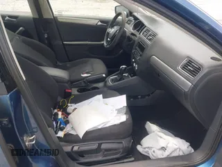 2015 Volkswagen Jetta SE с VIN 3VWD17AJ3FM231847, выставлен на аукционе IAAI как лот 42606494 с пробегом 195 730 миль миль и . История ставок и продаж доступна на DreamBid. Изображение 5.